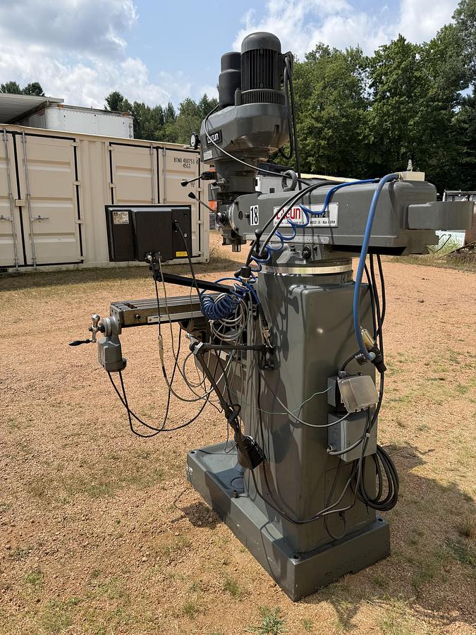 Used Lagun Vertical Milling Machine - FTV-2