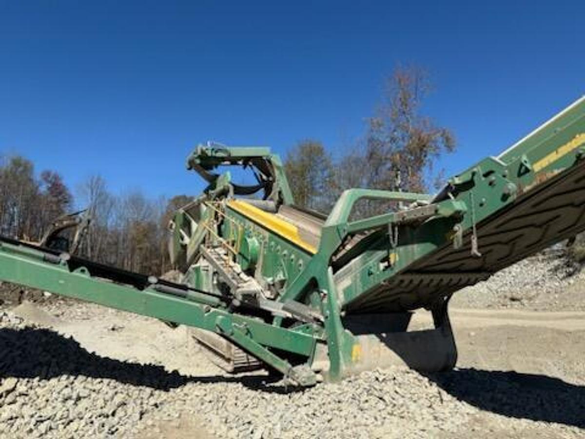 Used 2009 MCCLOSKEY R155