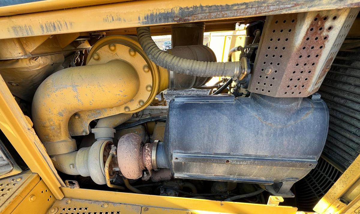 Used 1997 CATERPILLAR D8R