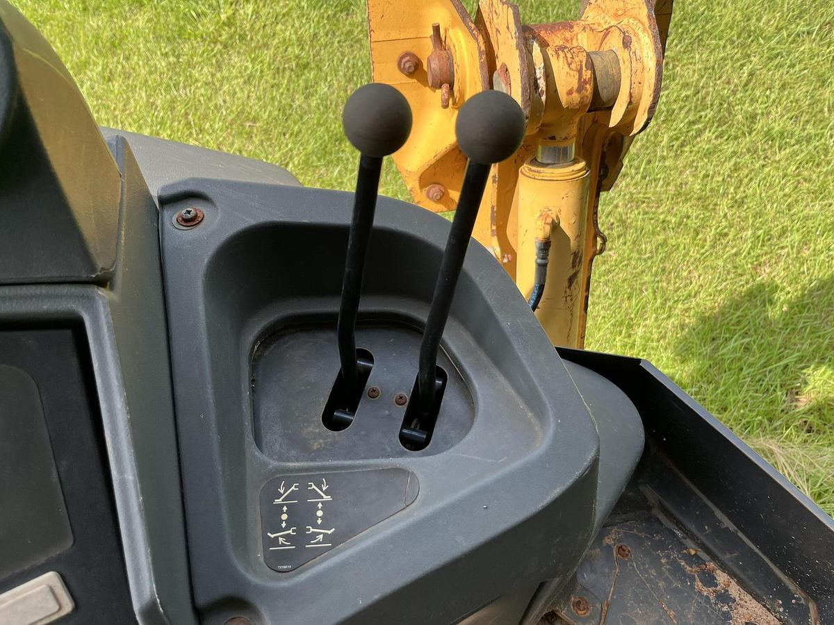 Used 2012 DEERE 310J