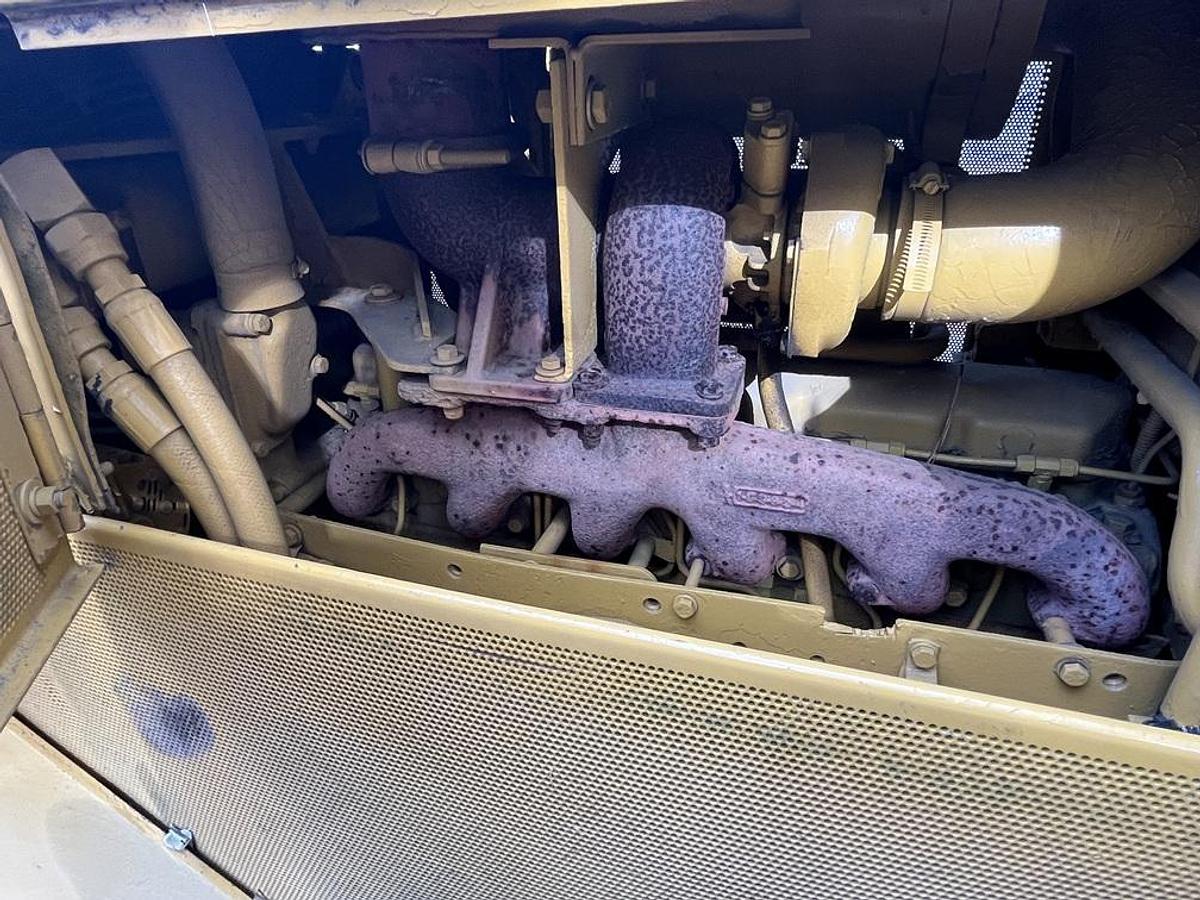 Used 1985 DEERE 750B