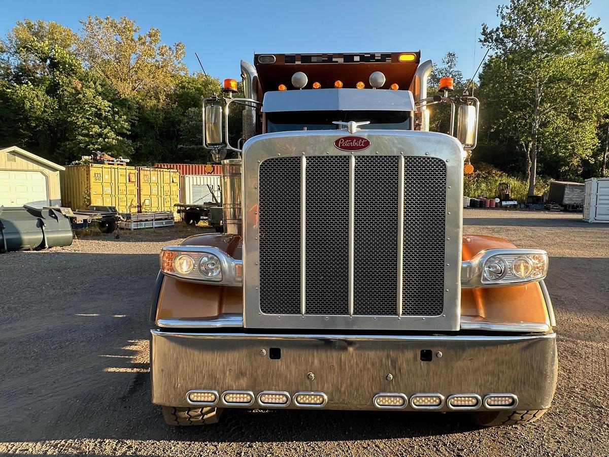 Used 2019 PETERBILT 389L