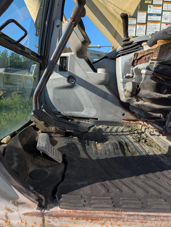 Used 2006 KOBELCO SK330LC