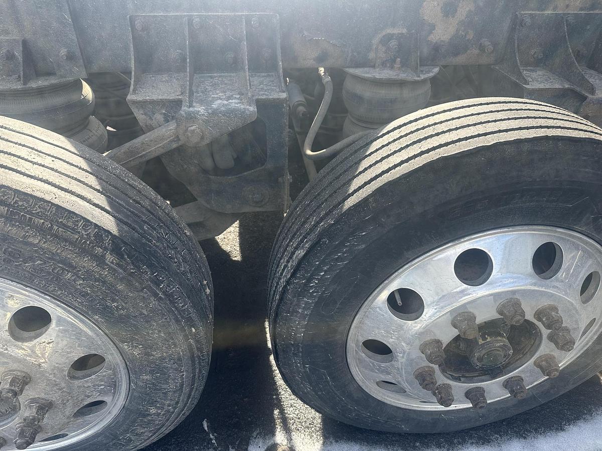 Used 2006 KENWORTH T800