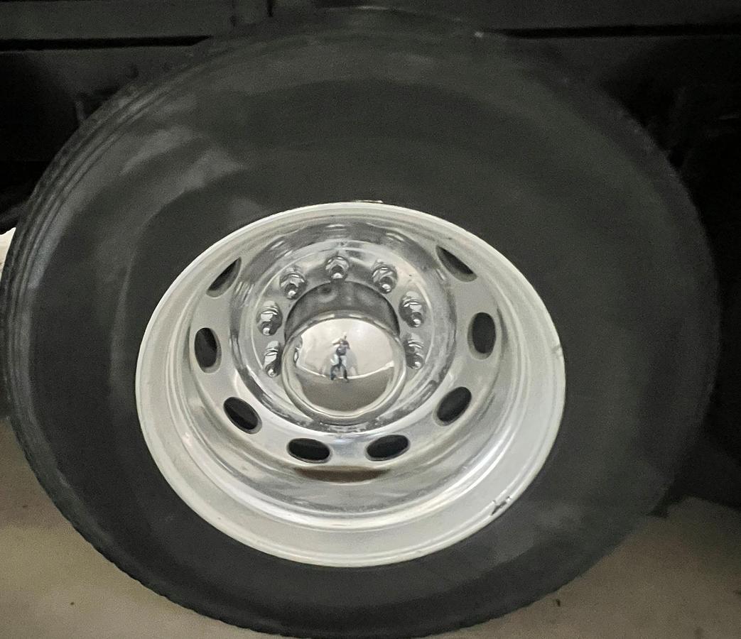 Used 2012 PETERBILT 388 Dump truck