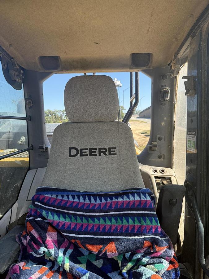 Used 2017 DEERE 210G LC