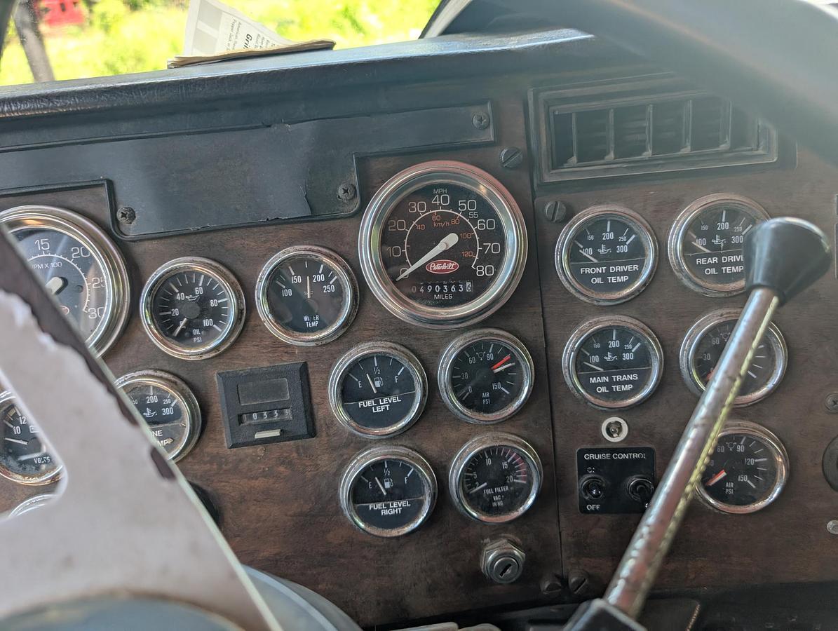 Used 1995 PETERBILT 330