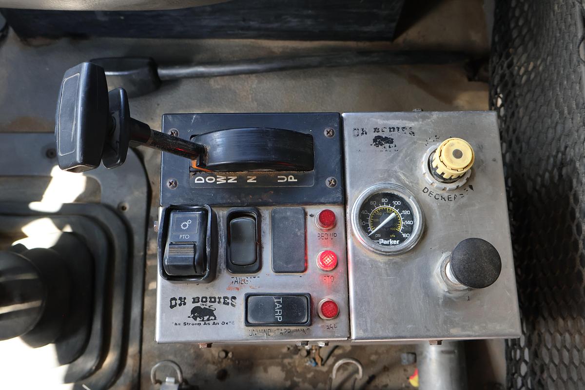 Used 2008 STERLING L9500