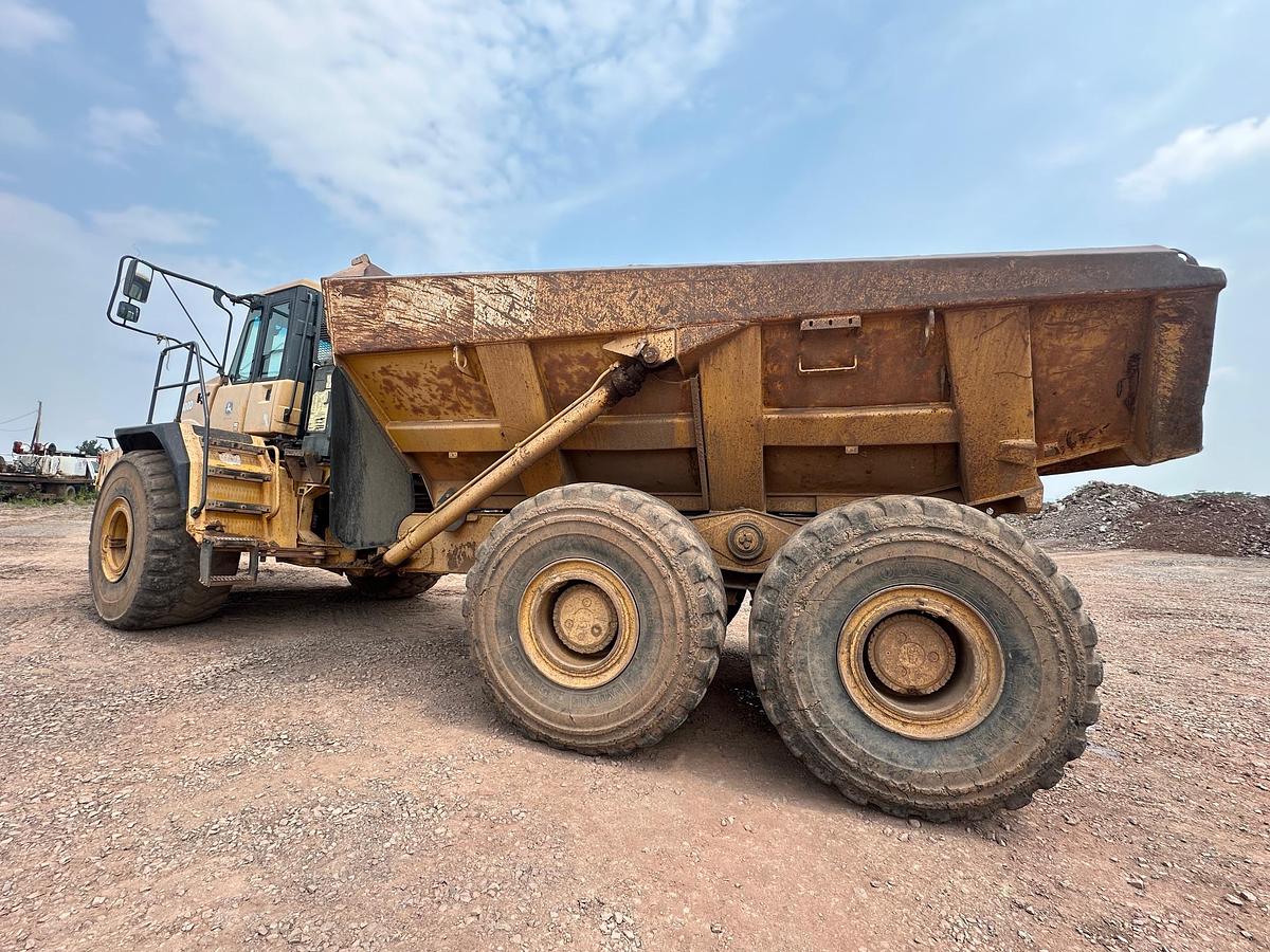 Used 2003 DEERE 400D