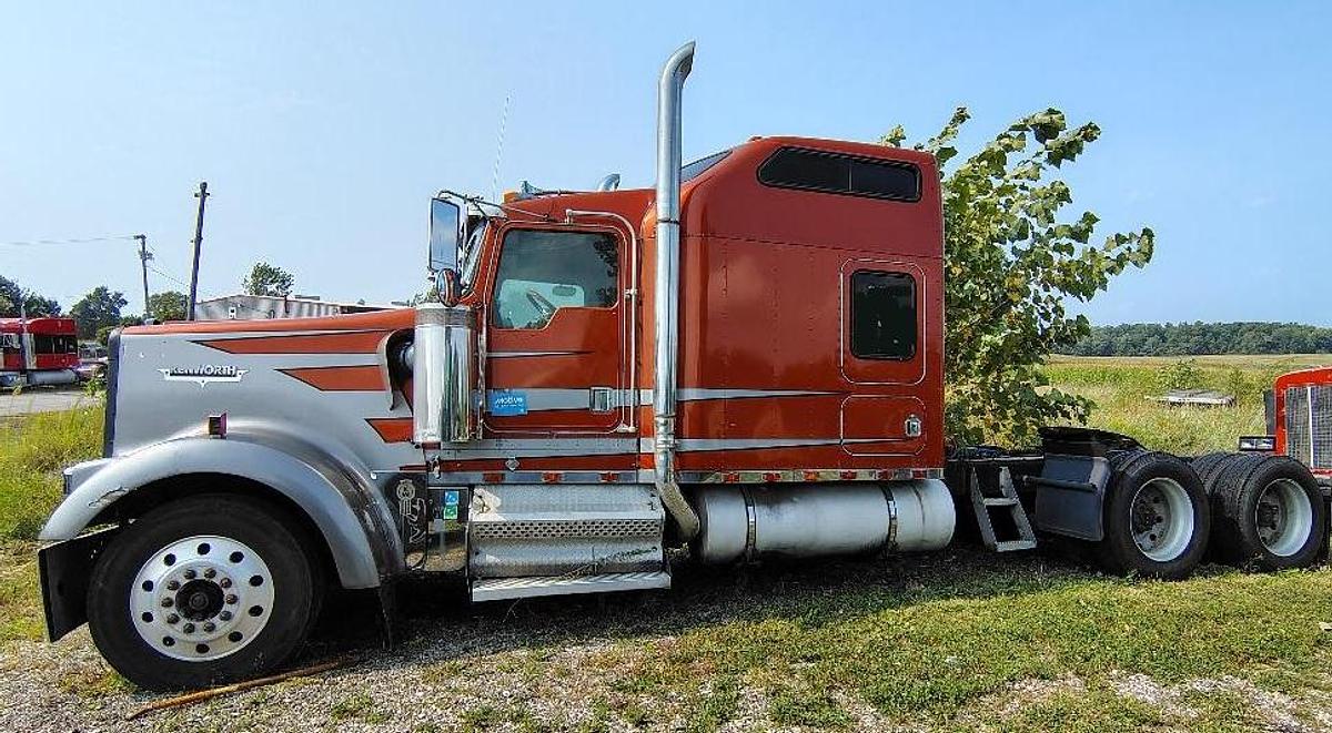 Used 2000 KENWORTH W900