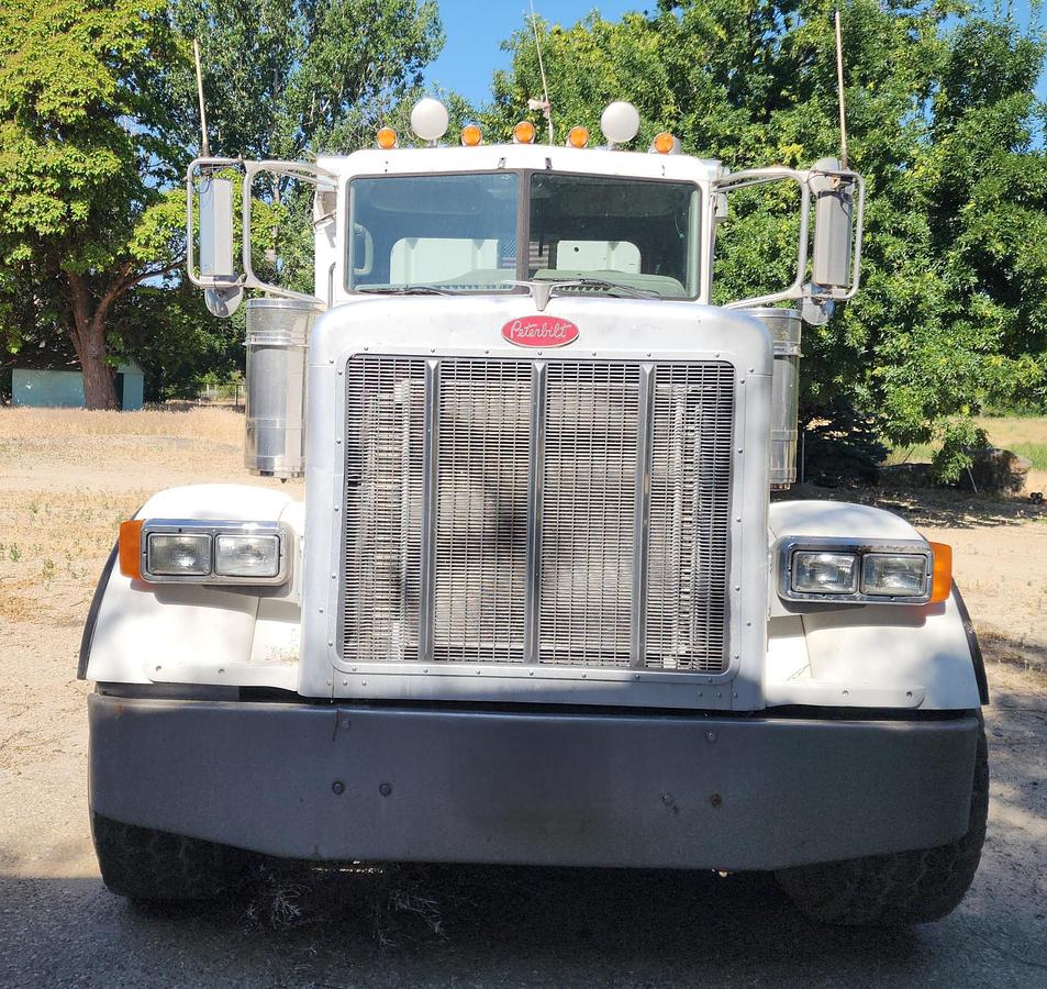Used 2007 PETERBILT 379 Super Dump HD