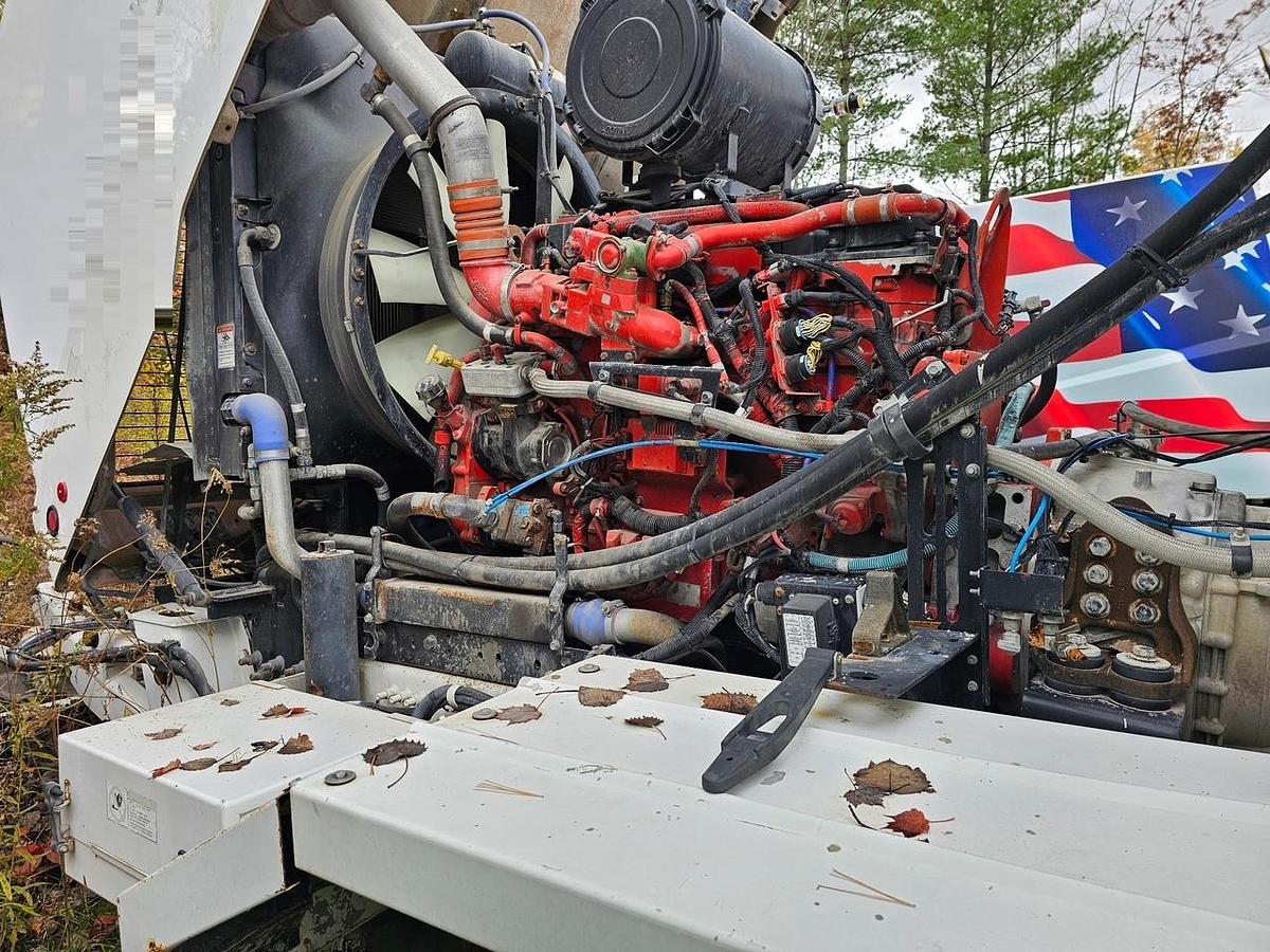 Used 2015 OSHKOSH S-2146