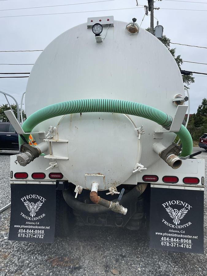 Used 2013 FREIGHTLINER Cascadia Septic Truck