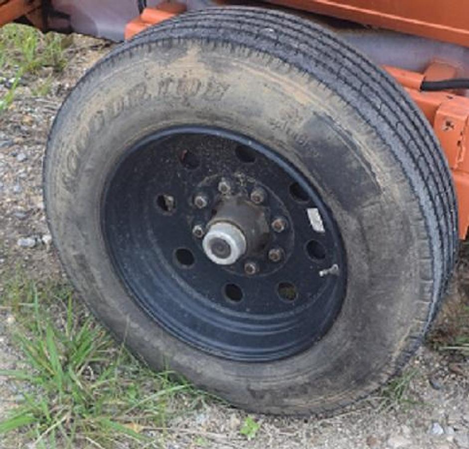 Used 2011 FALCON RME FMV89