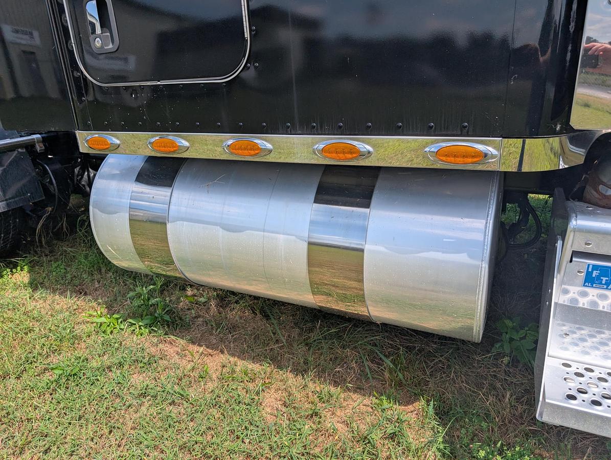 Used 2021 KENWORTH T680