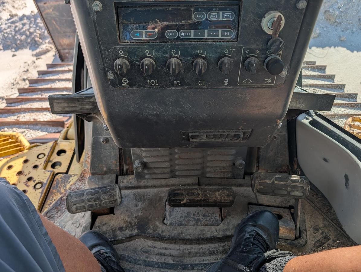 Used 2010 KOMATSU D61PX-15EO GALEO