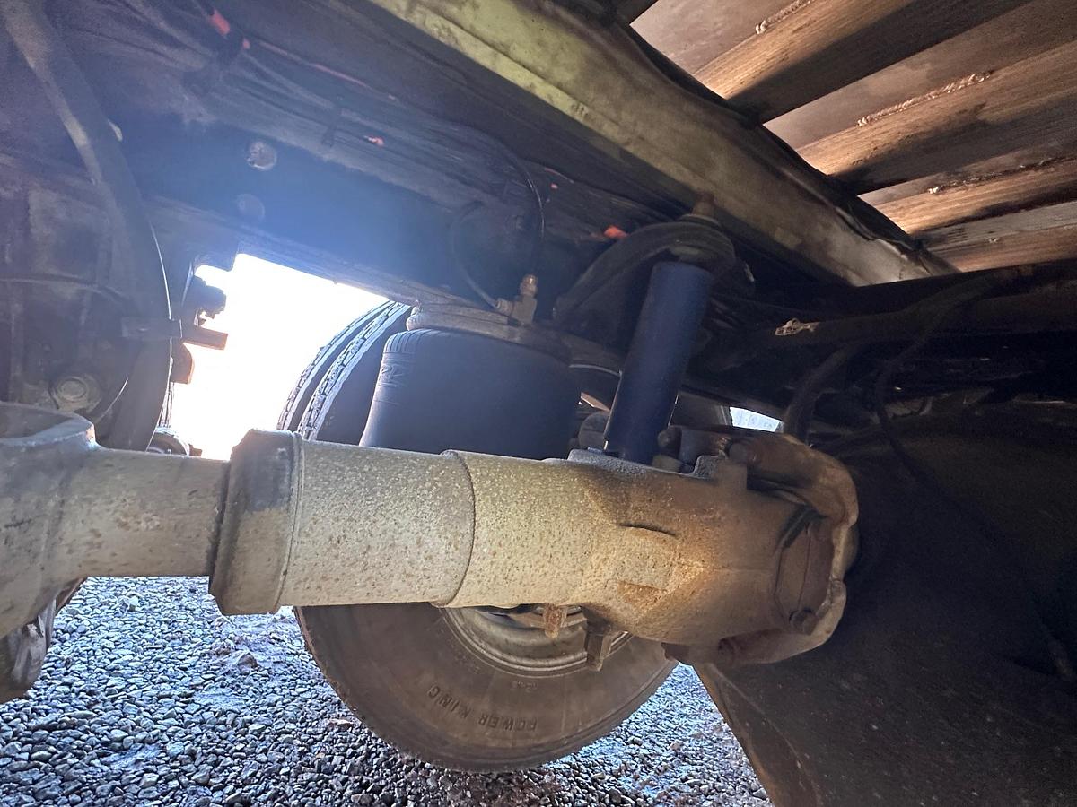 Used 2016 PETERBILT 365