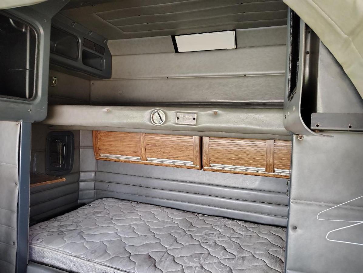 Used 1997 PETERBILT 379