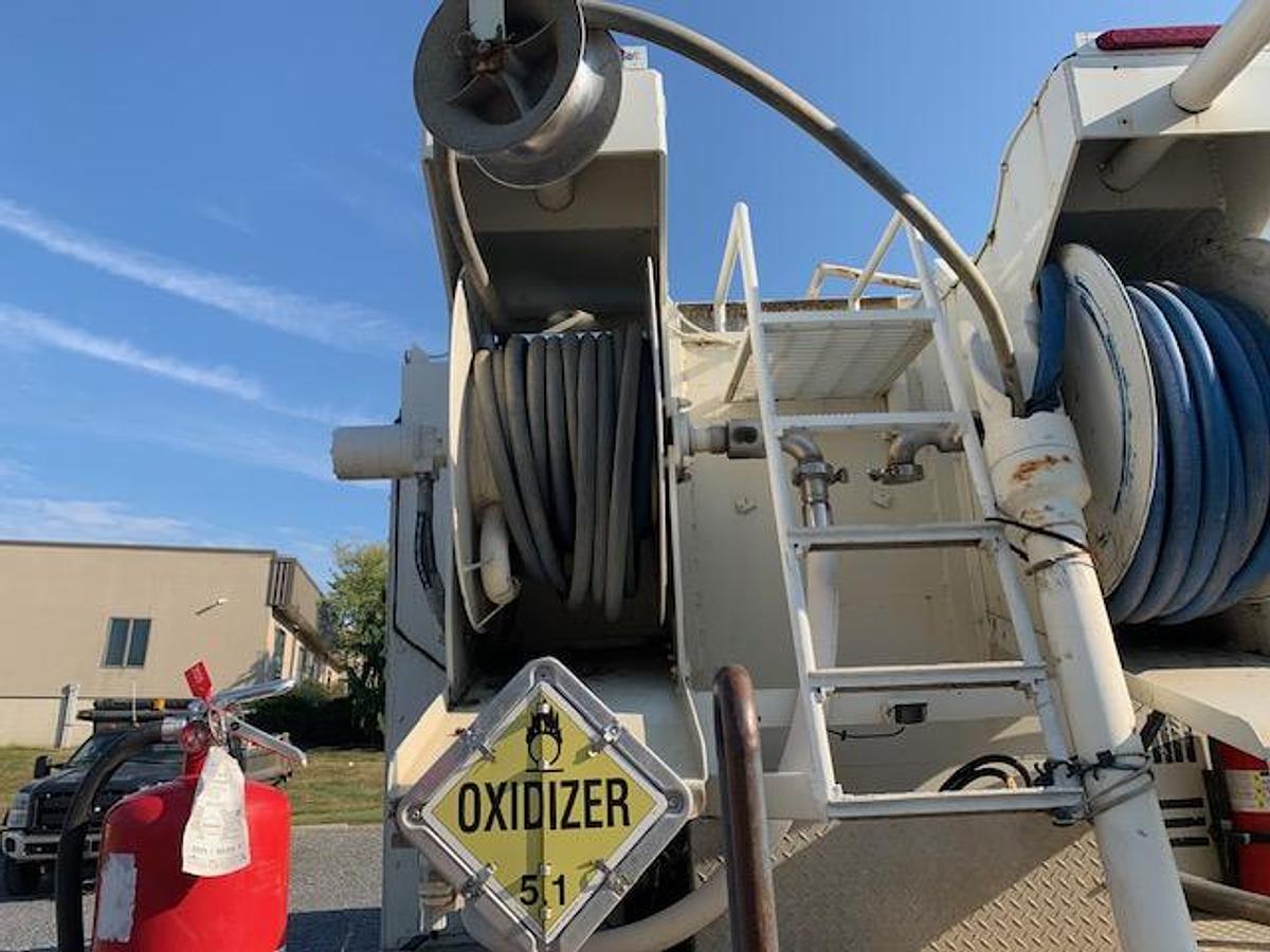 Used 2006 INTERNATIONAL 7600