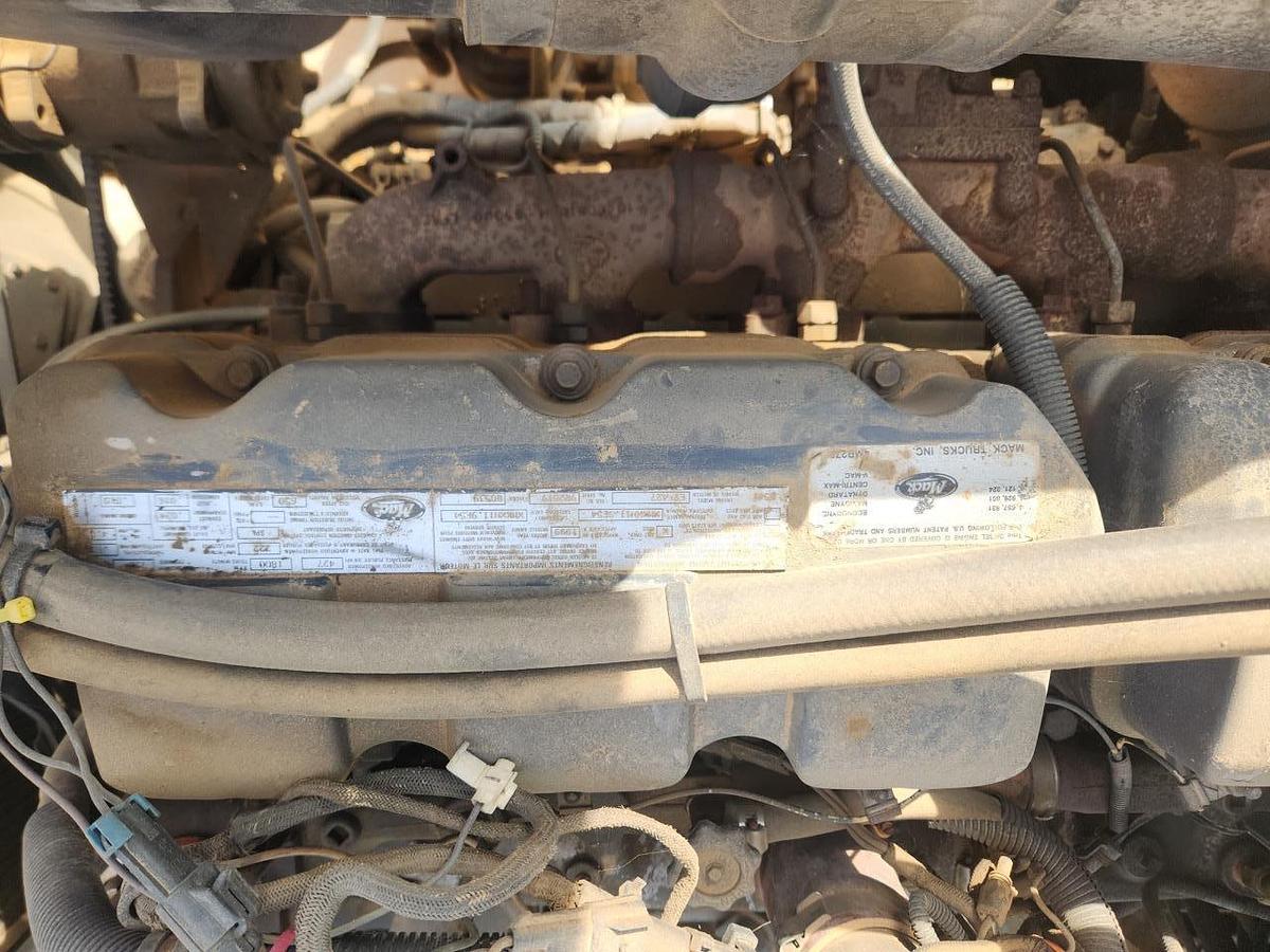 Used 1994 MACK RD688S