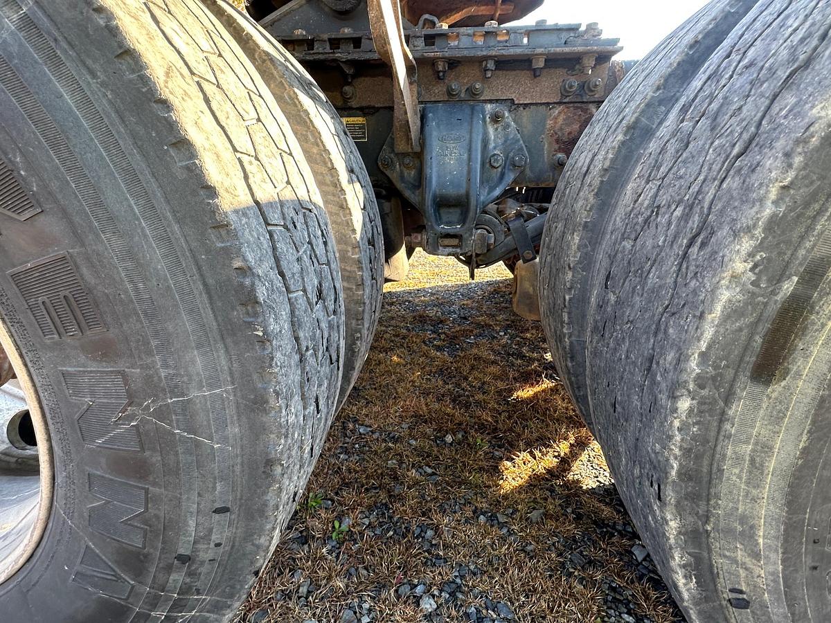 Used 2013 PETERBILT 384