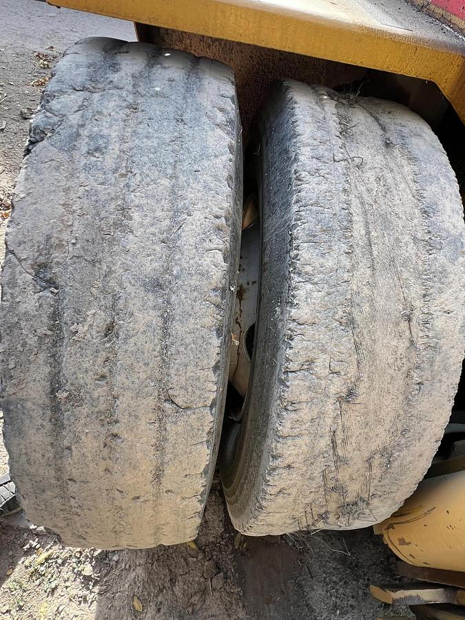 Used 1982 WIGGINS WD228y