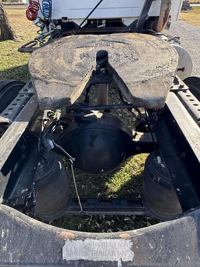 Used 2007 VOLVO VNL42T