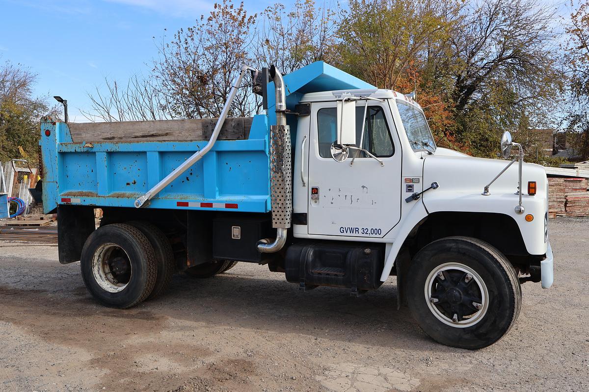 Used 1988 INTERNATIONAL 1954