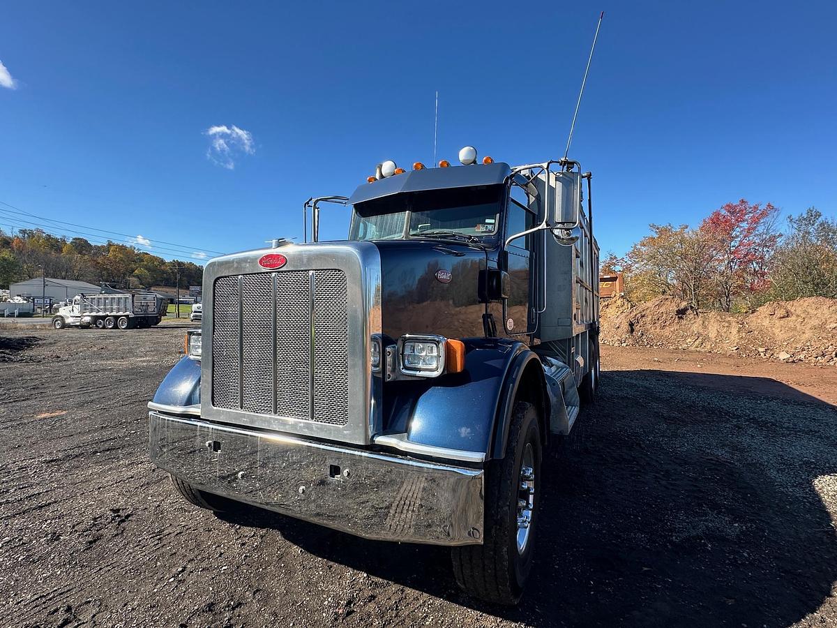 Used 2016 PETERBILT 365