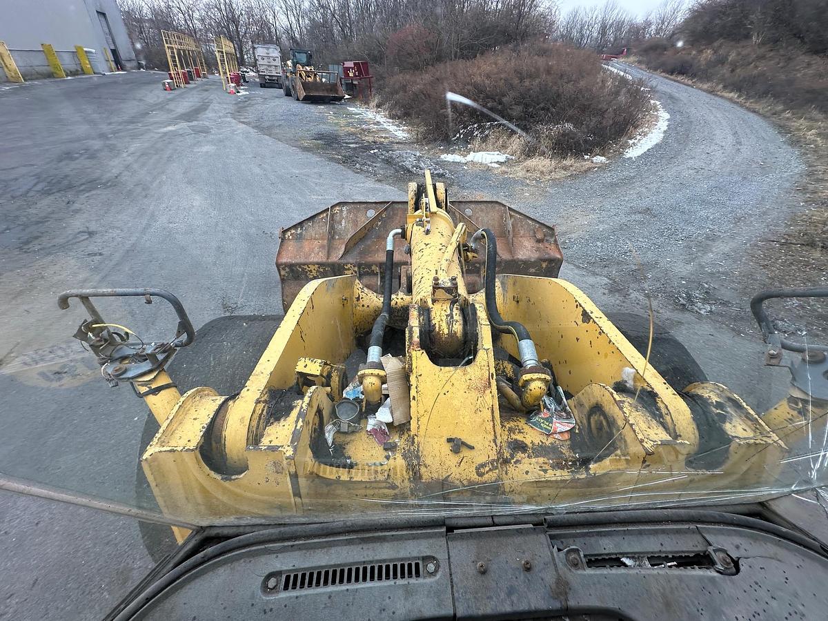 Used 2004 KOMATSU WA500-3