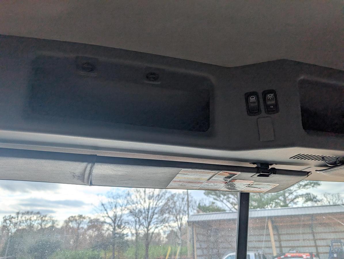 Used 2013 MACK CHU613