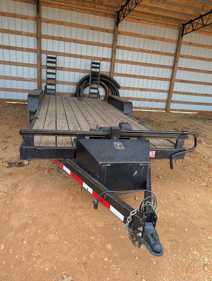 Used 2023 EAGLE 20 foot Deck over