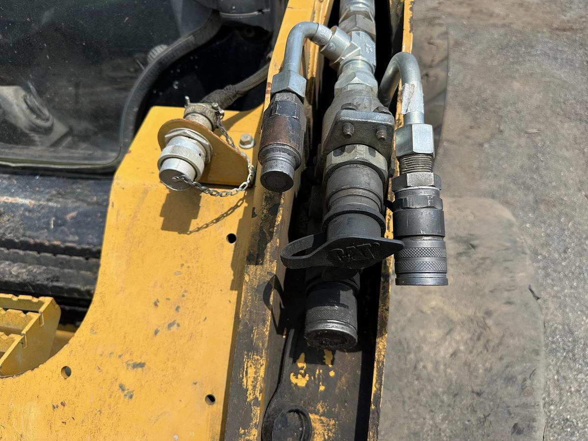 Used 2018 CATERPILLAR 272D2 XHP