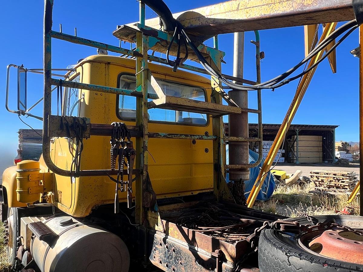 Used 1977 MACK RS767LST