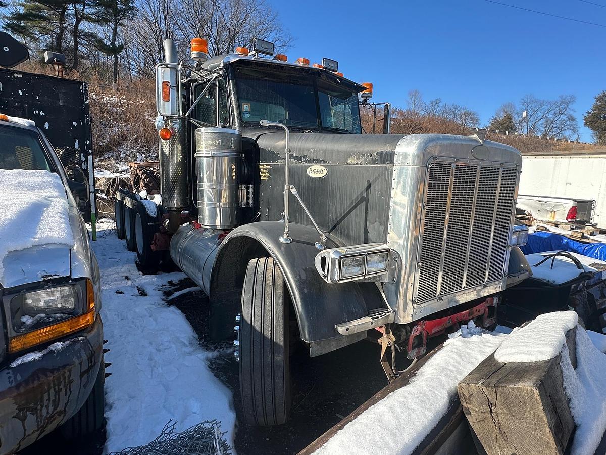Used 1997 PETERBILT 389