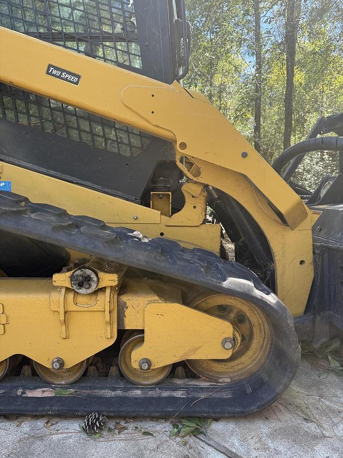 Used 2021 CATERPILLAR 299 D3 XE