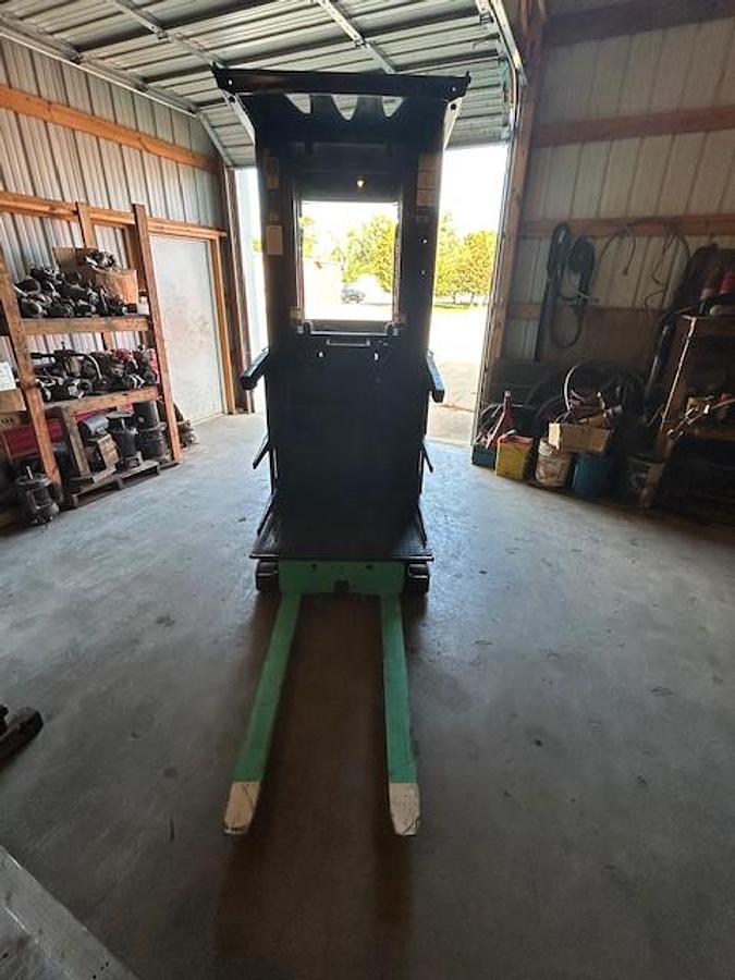 Used 2012 MITSUBISHI EOP15HN2