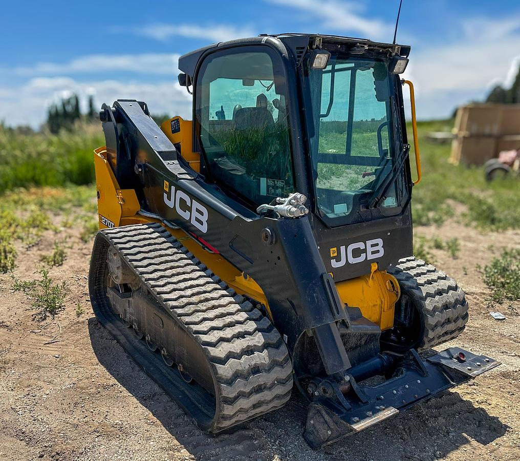 Used 2024 JCB 270T