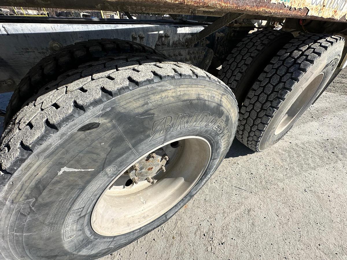 Used 2019 MACK GR64B