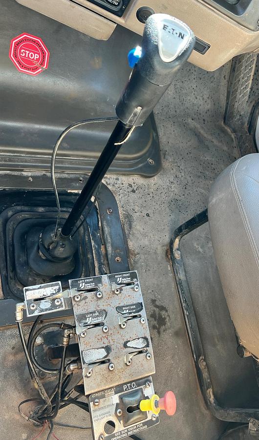 Used 2007 STERLING L7500 Water Truck