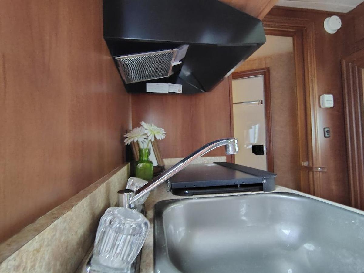 Used 2015  Select 32 x 102