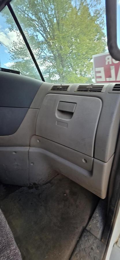 Used 2012 FREIGHTLINER Cascadia