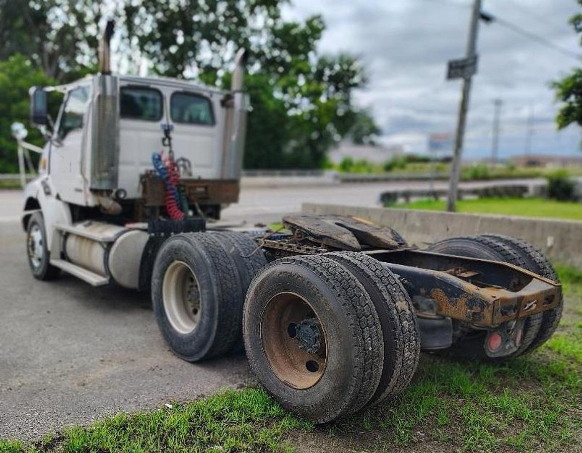 Used 2005 STERLING L9500