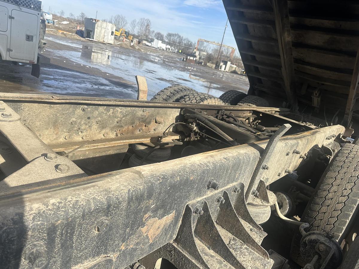 Used 2006 KENWORTH T800