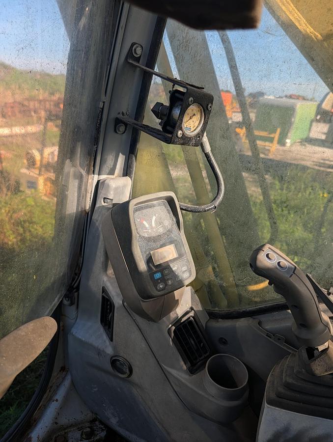 Used 2006 KOBELCO SK330 LC