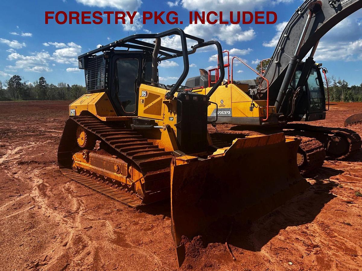 Used 2021 CATERPILLAR D5