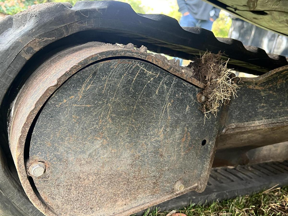 Used 2015 BOBCAT e42