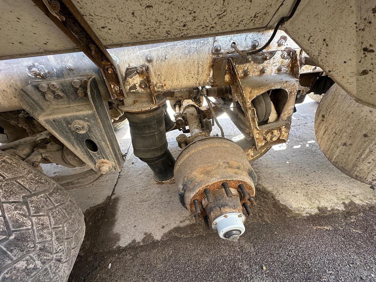 Used 2007 PHOENIX Front Discharge Mixer