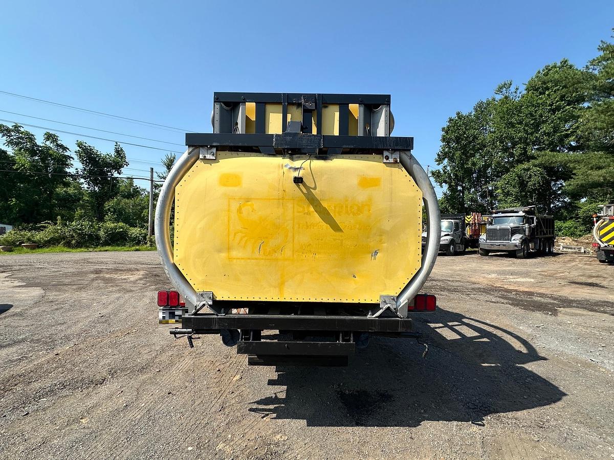 Used 2004 INTERNATIONAL 4300 Attenuator Truck