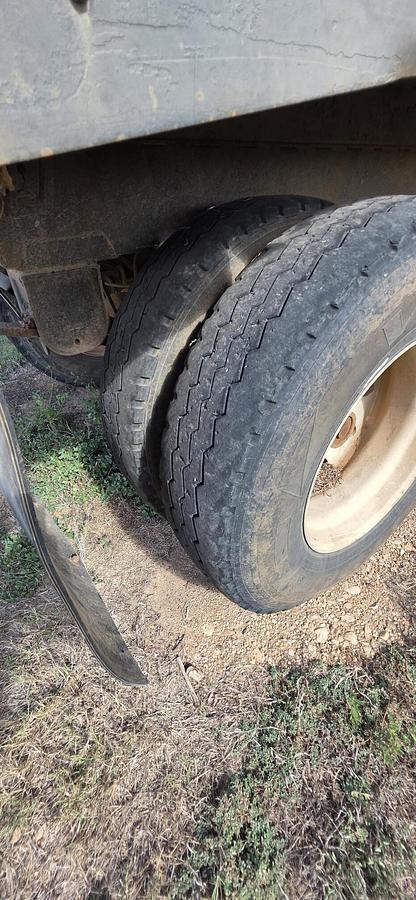 Used 1985 CLEMENT Pup Trailer